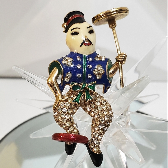 1950's Vintage CINER Asian Mr. Lee Plate Spinner Circus Brooch - Picture 8 of 8